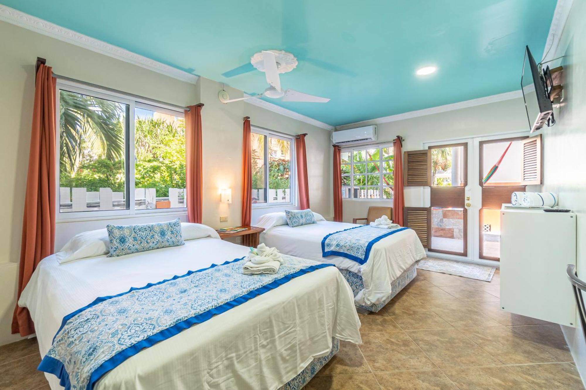 Island Magic Beach Resort Caye Caulker Buitenkant foto